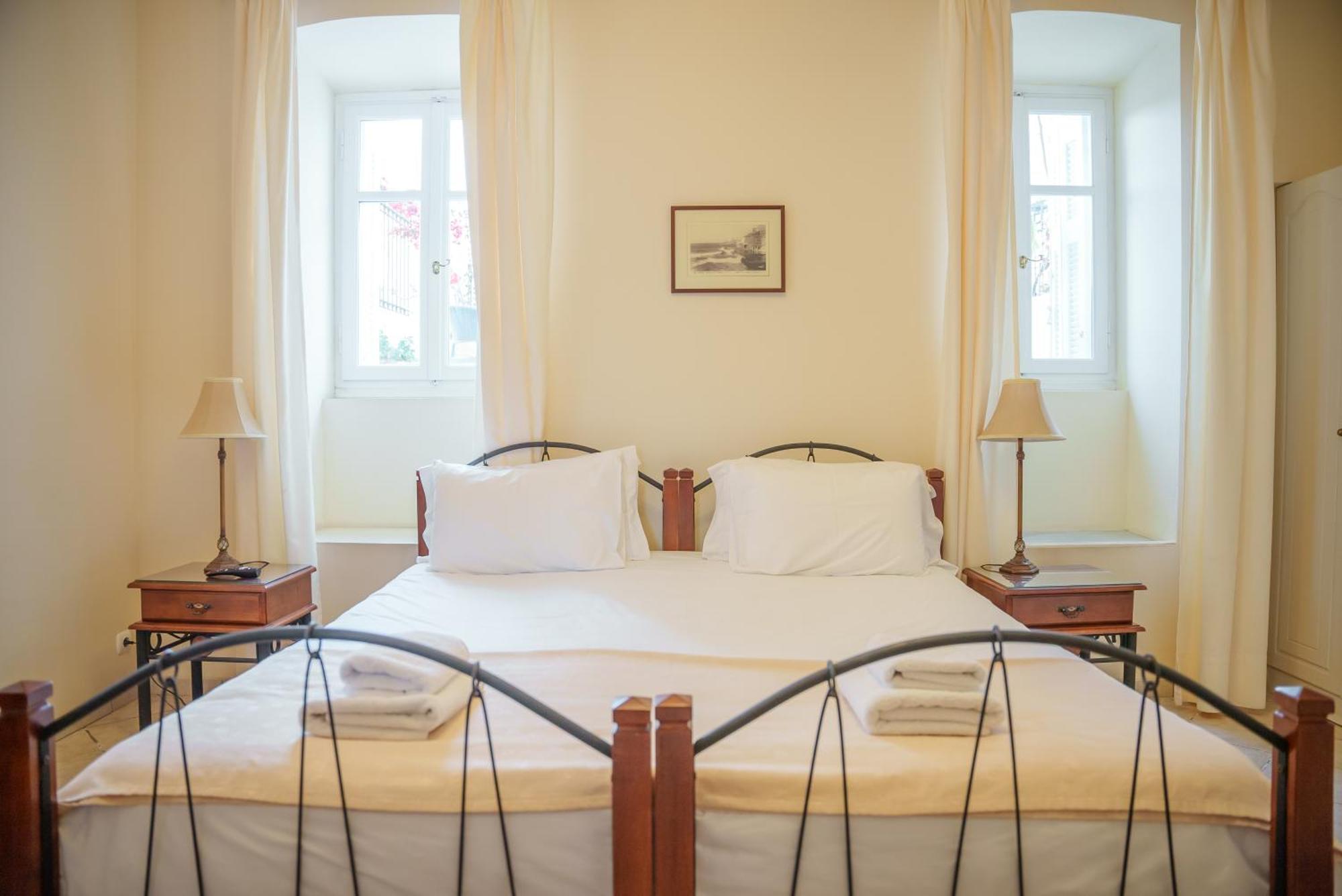 Archontiko Eleni Hotel อานดรอส ห้อง รูปภาพ