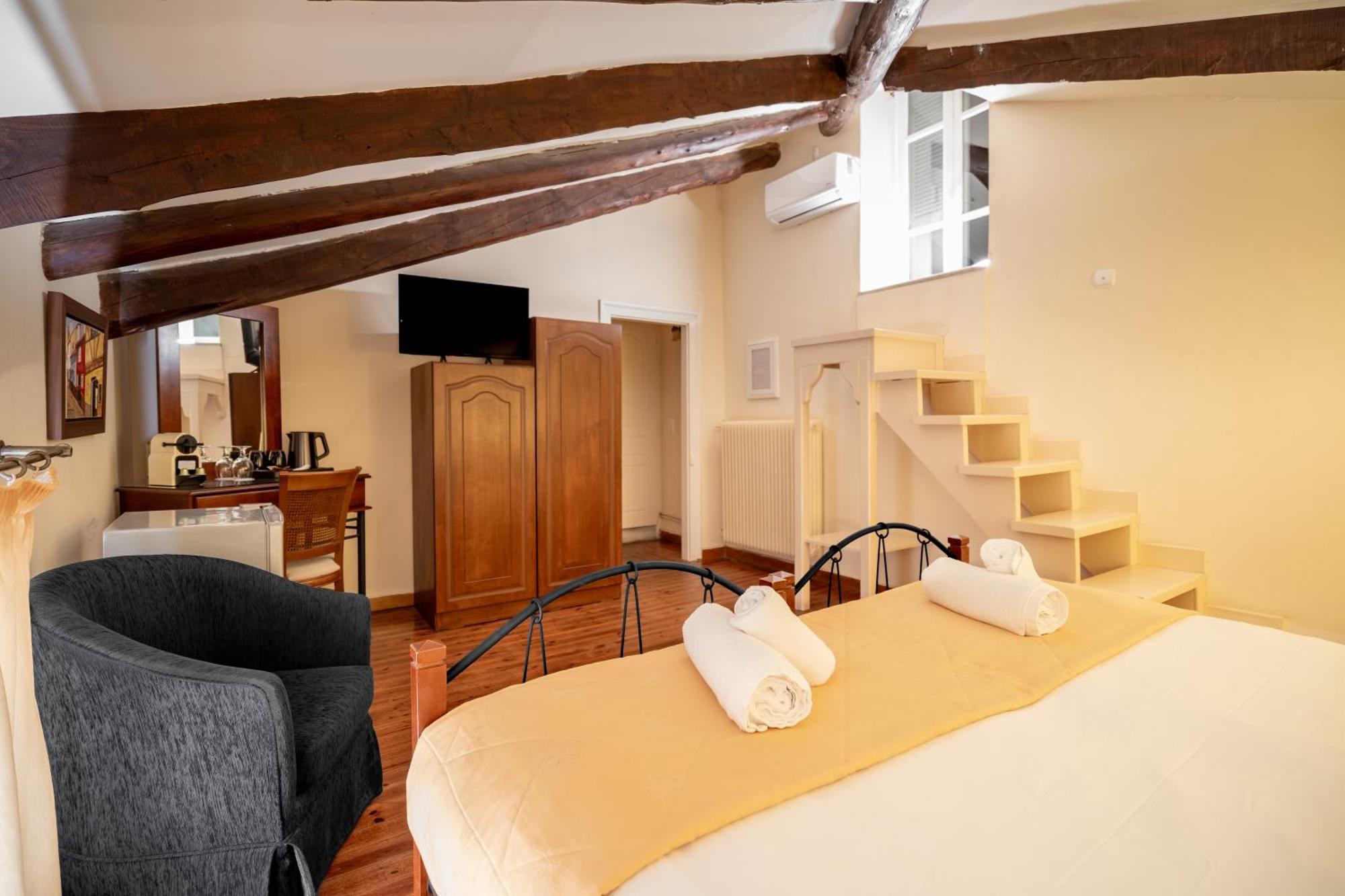Archontiko Eleni Hotel อานดรอส ภายนอก รูปภาพ